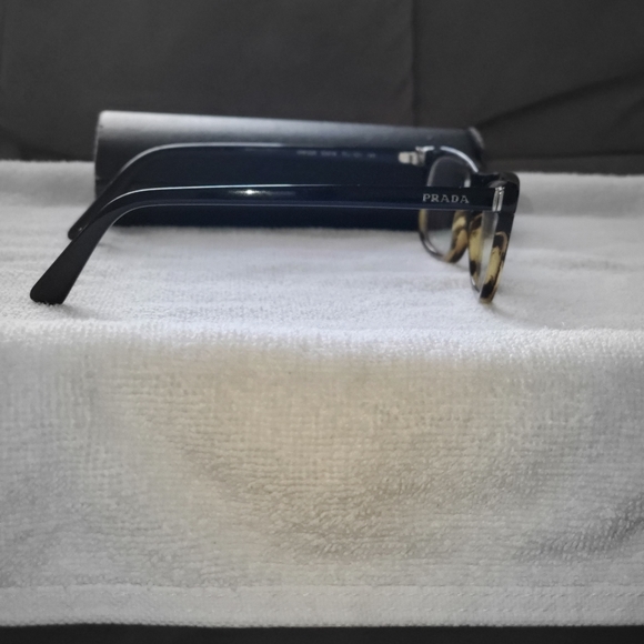 Prada Eyewear - Picture 5 of 5
